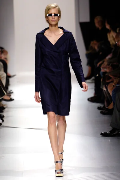 Look 13